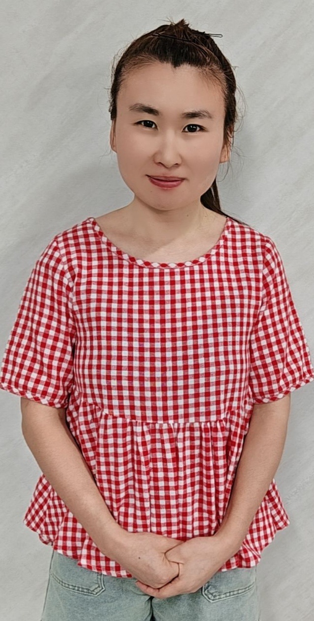 上海育婴师杨阿姨公开照片