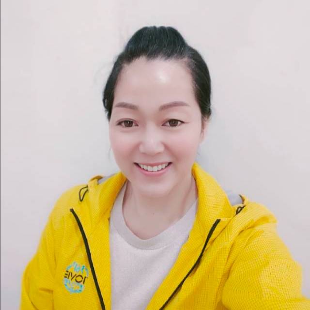 熊阿姨工作生活照9