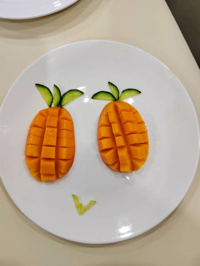 李阿姨工作生活照8