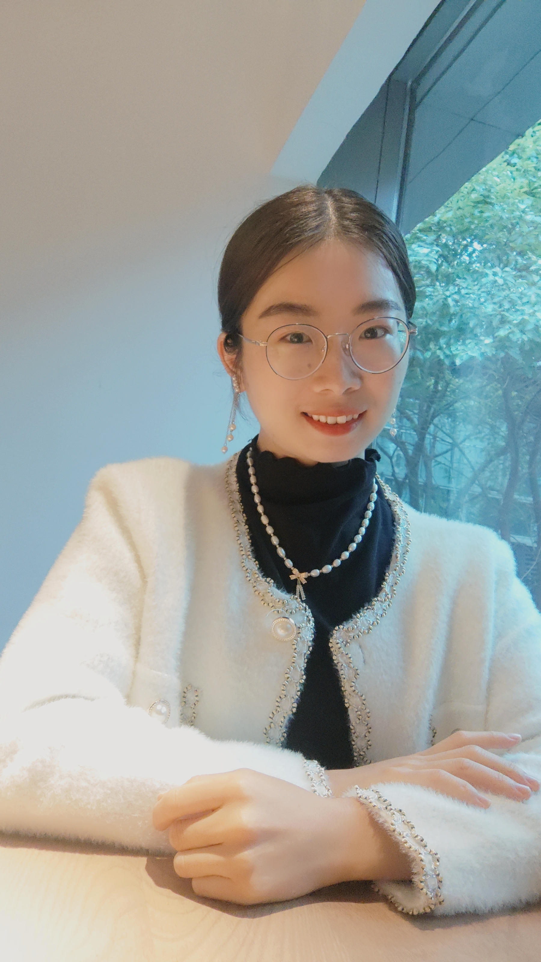 王阿姨工作生活照2