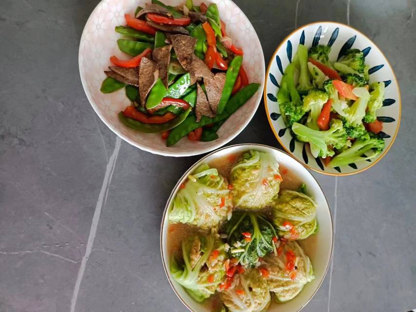 彭阿姨工作生活照1