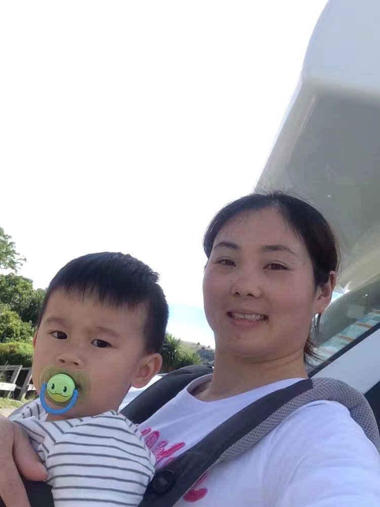 徐阿姨工作生活照2