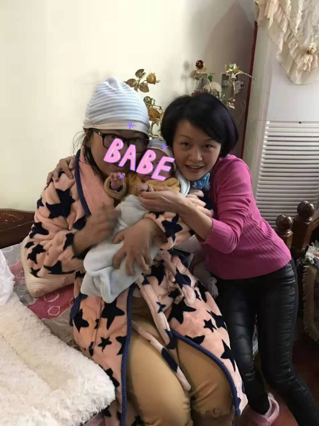 廖阿姨工作生活照3