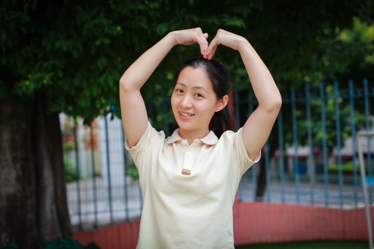 邓阿姨缩略图2