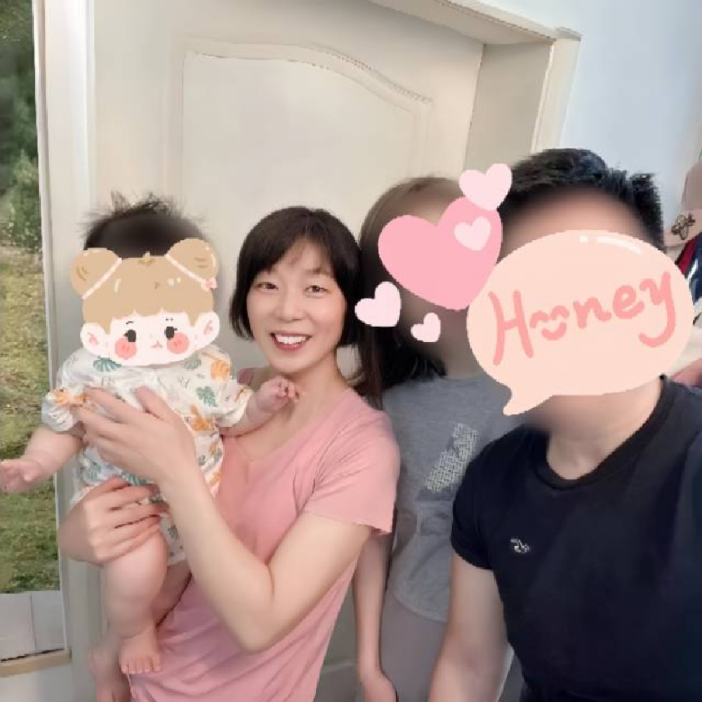 李阿姨头像