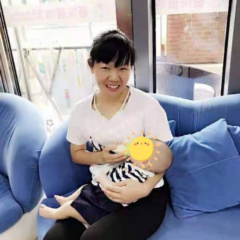 上海、上海市家务师、育婴师石阿姨公开照片