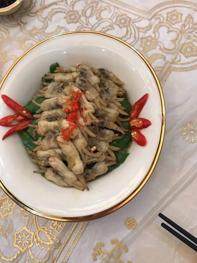 顾阿姨工作生活照4