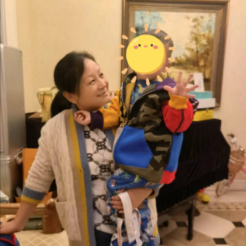 家政钟点工、管家助理、家务师、育婴师、月嫂李阿姨公开照片