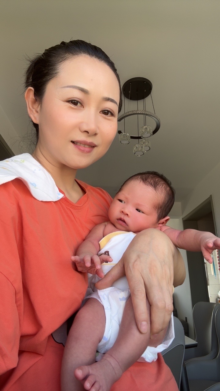 图阿姨缩略图3