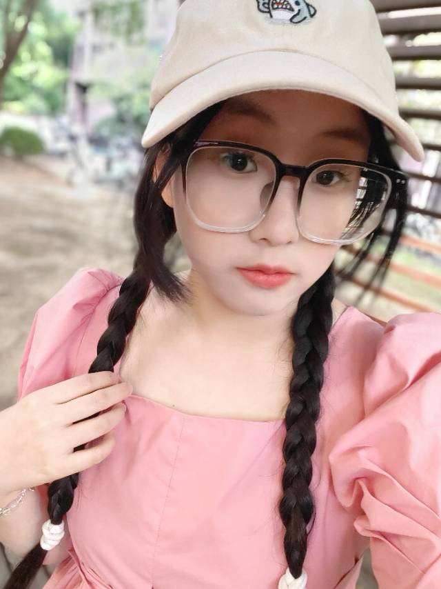 余阿姨缩略图2