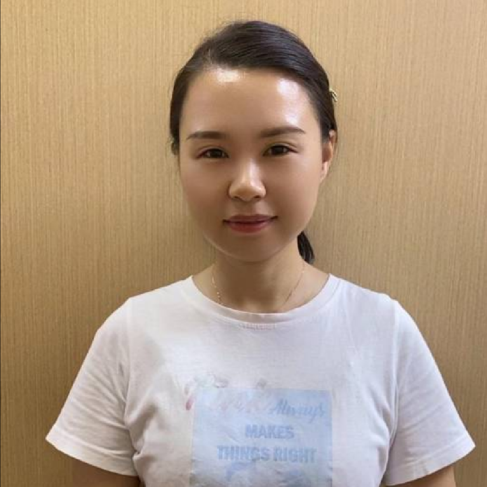 上海成长陪伴师、家务师、育婴师刘阿姨公开照片