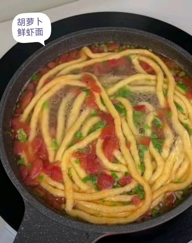 刘阿姨工作生活照1
