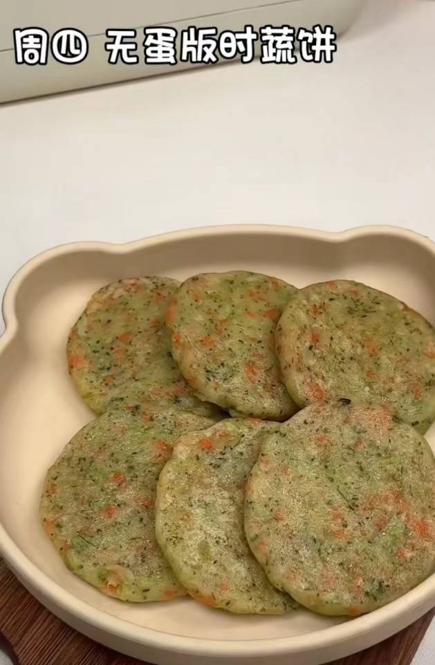 刘阿姨工作生活照5