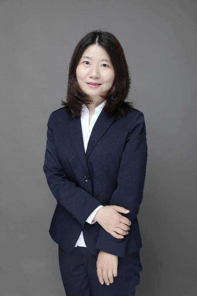 上海成长陪伴师王阿姨公开照片