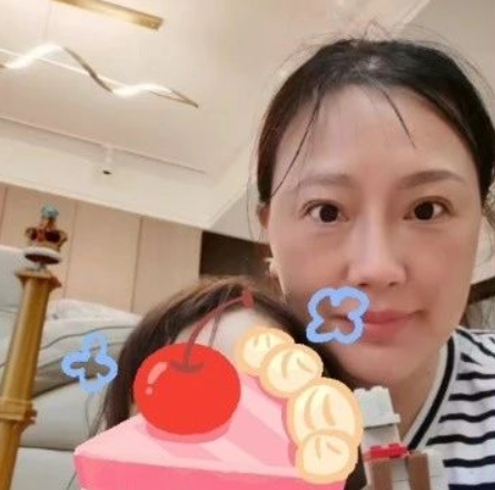 上海家务师、育婴师陆阿姨公开照片