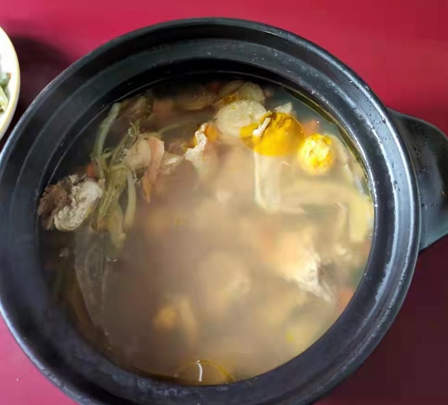 左阿姨工作生活照2