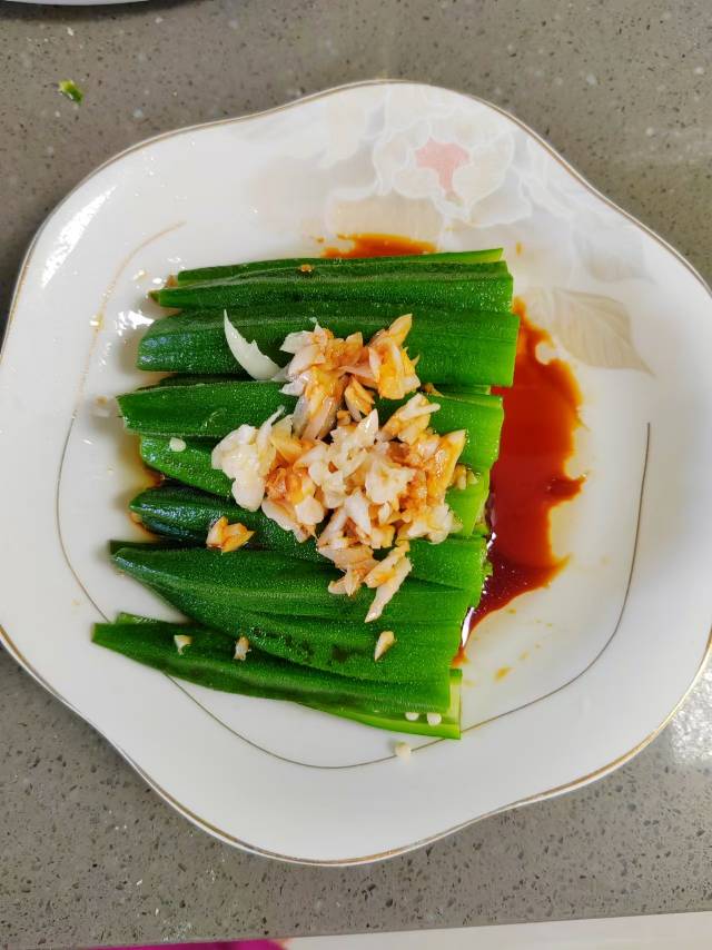 周阿姨工作生活照11