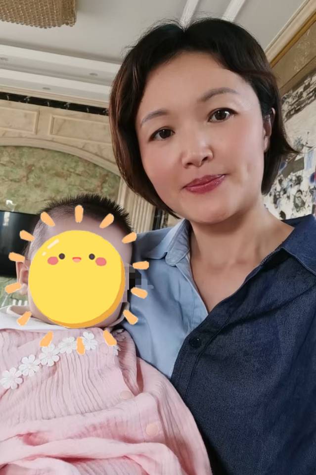 季阿姨工作生活照1