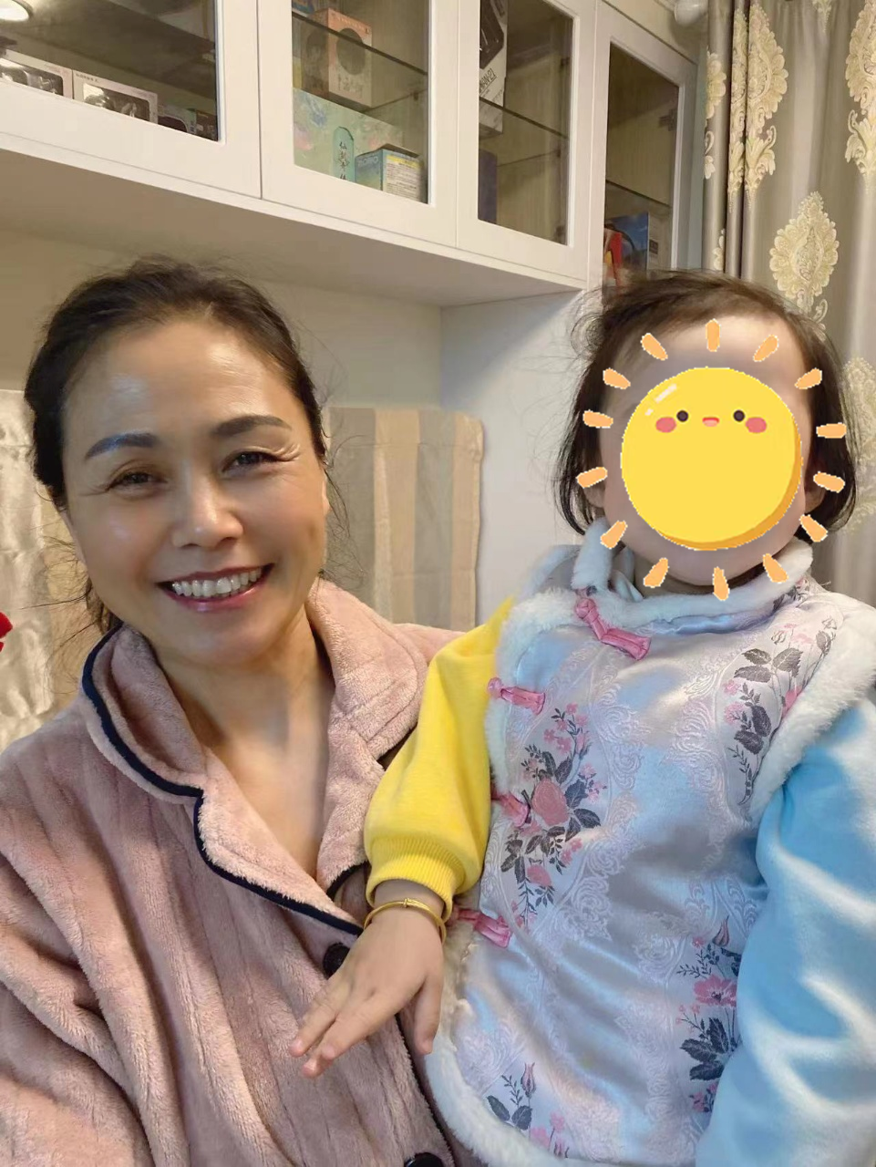 上海、上海市育婴师卞阿姨公开照片