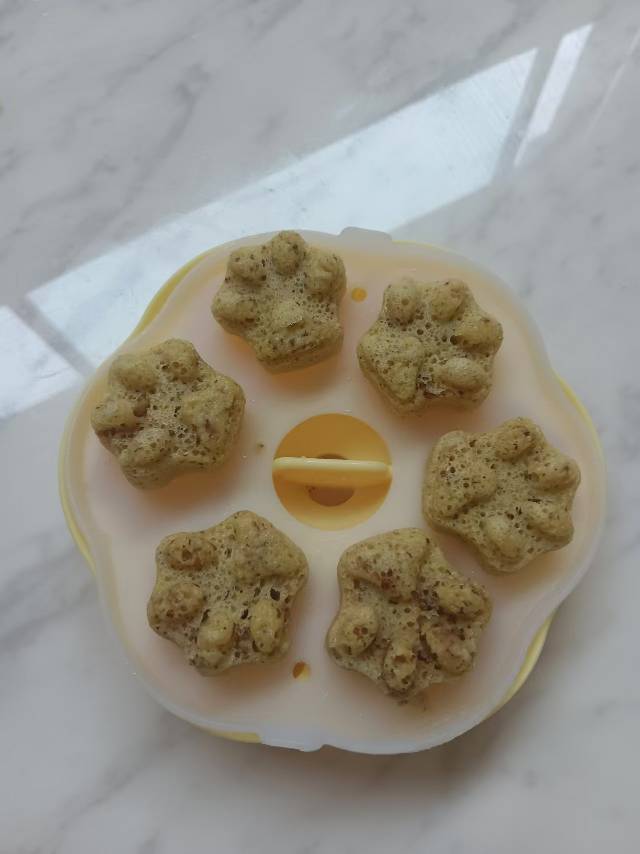 熊阿姨工作生活照5