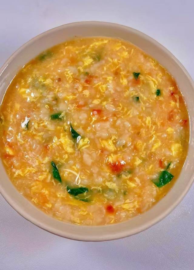 张阿姨工作生活照5