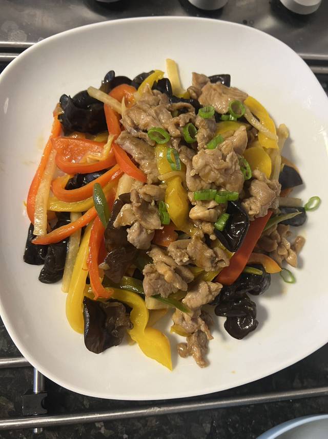 何阿姨工作生活照7