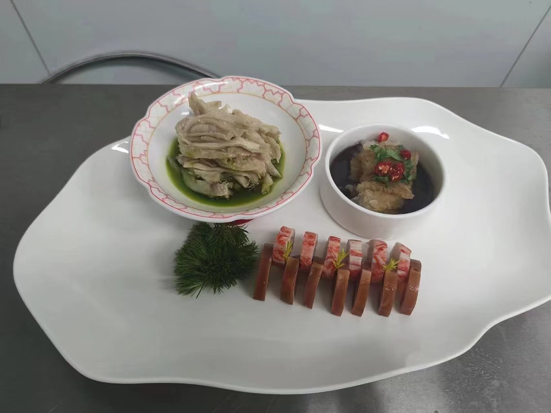 高师傅工作生活照2