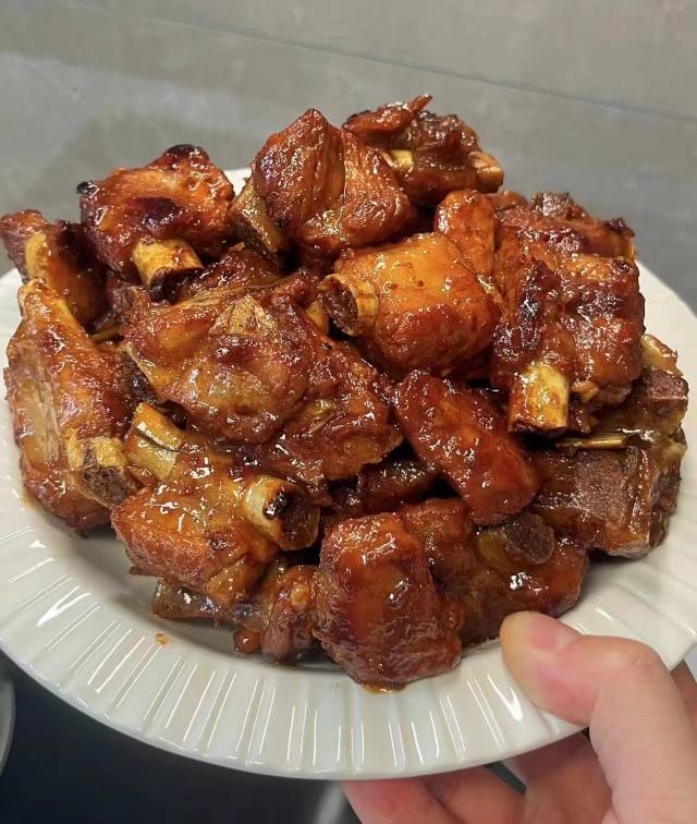 田阿姨工作生活照9