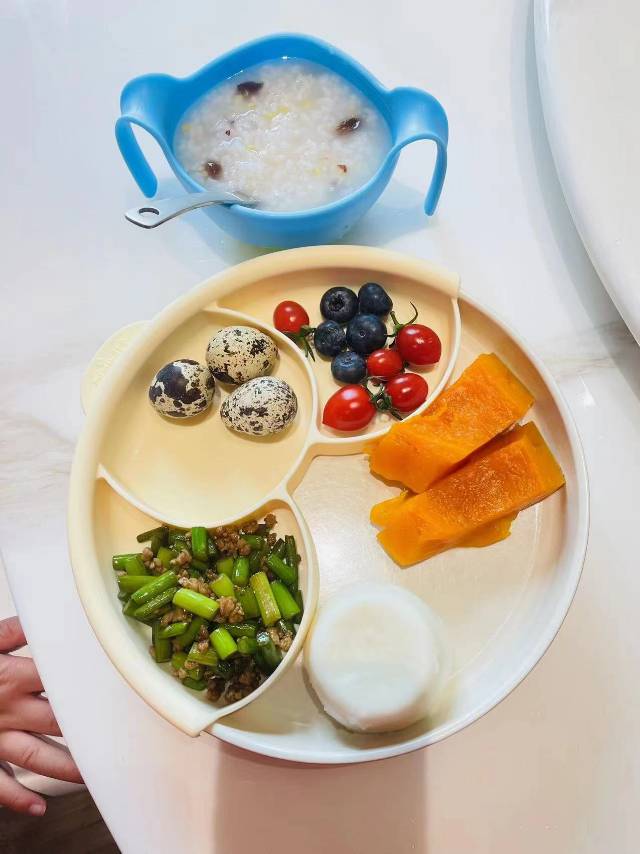 胡阿姨工作生活照5