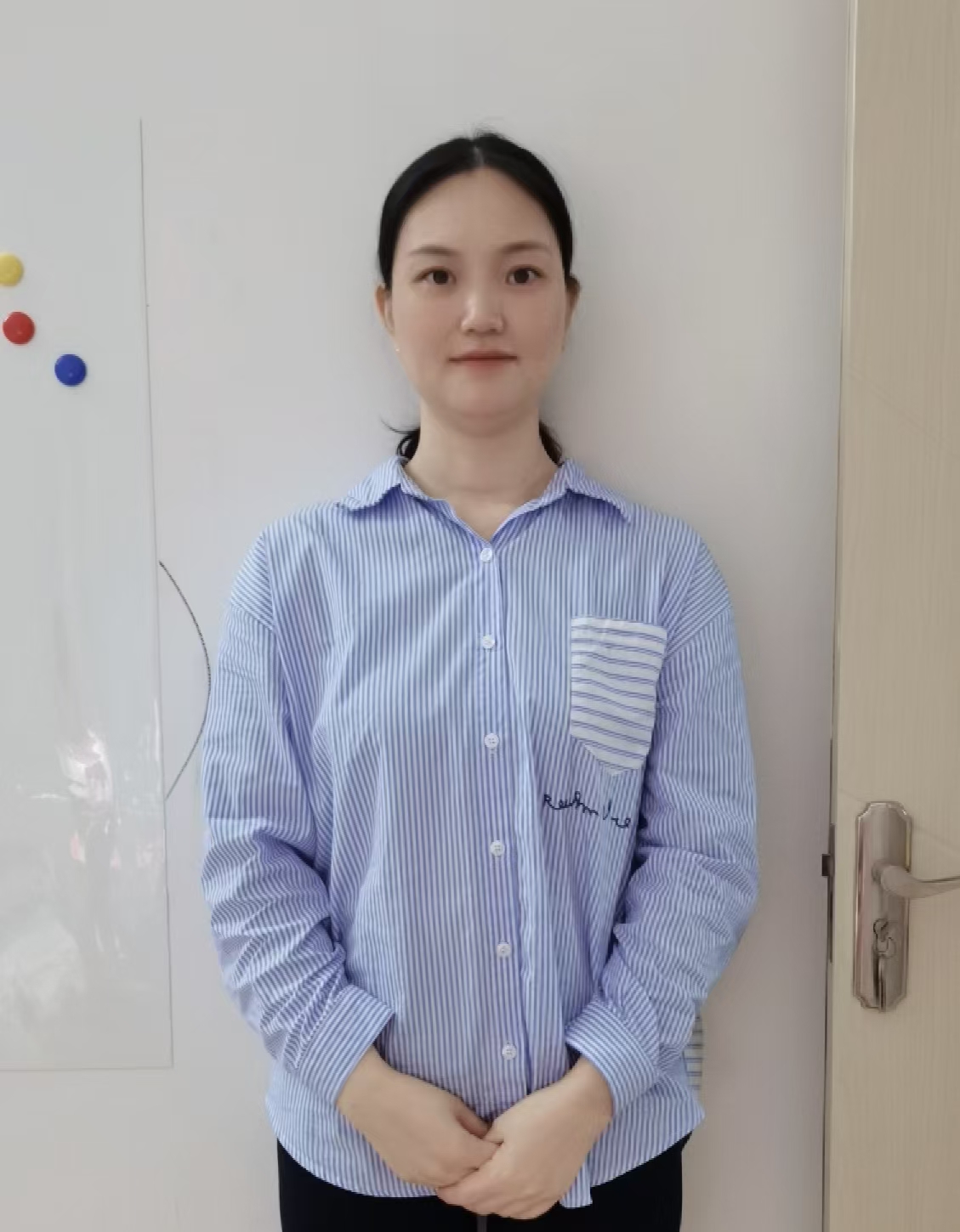 李阿姨工作生活照1
