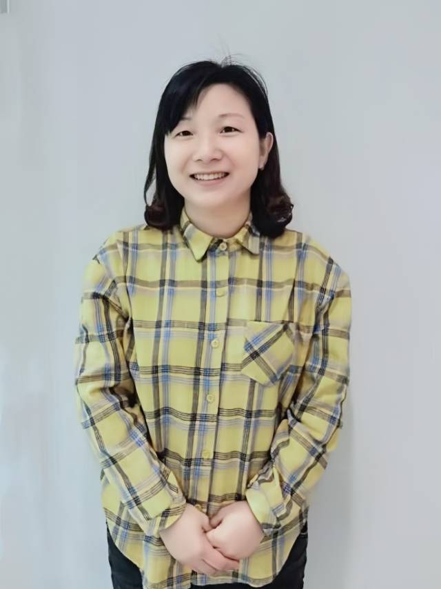 时阿姨公开照片