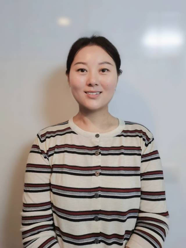 上海、上海市育婴师周阿姨公开照片