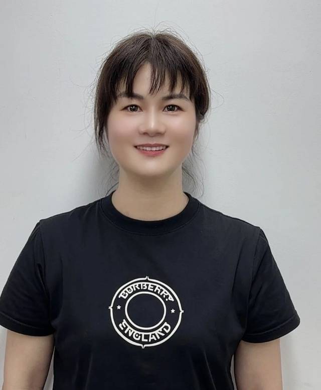 家政司机保镖郭阿姨公开照片