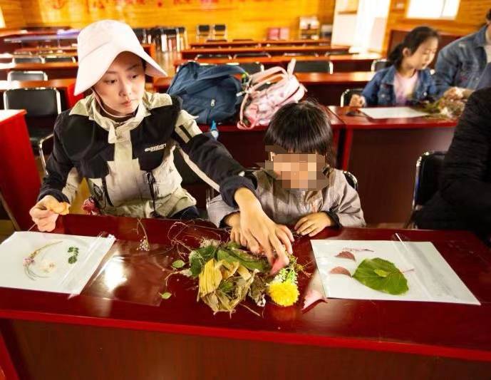 凌阿姨缩略图5