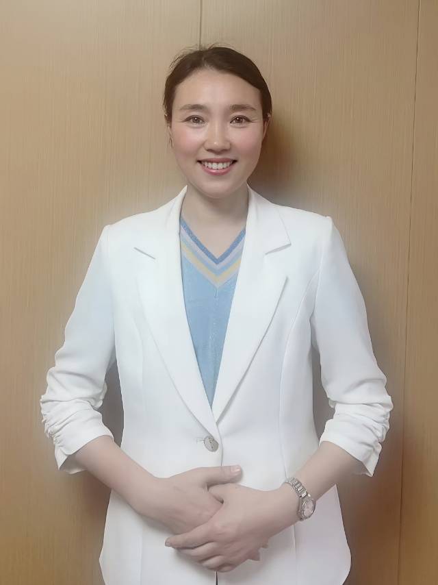 家政育婴师吴阿姨公开照片