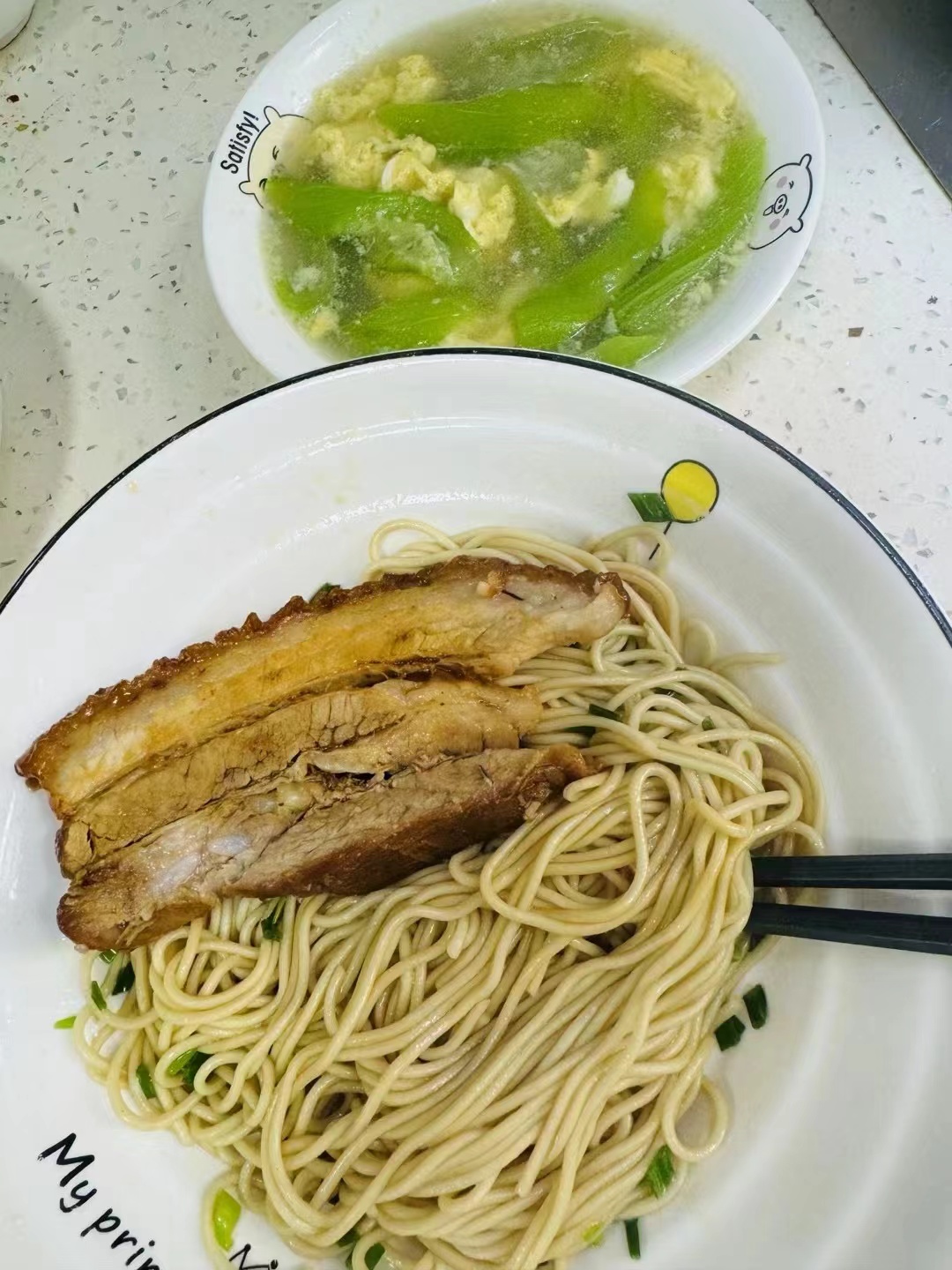虞阿姨工作生活照6