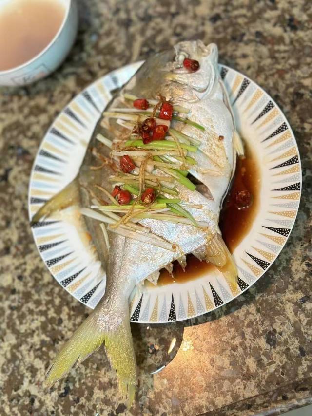 王阿姨工作生活照1