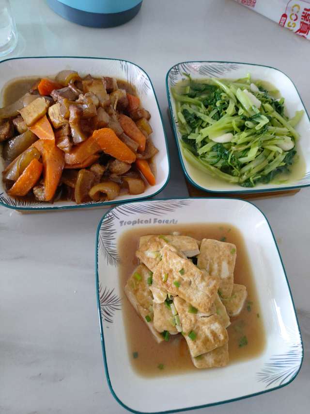 陶阿姨工作生活照8