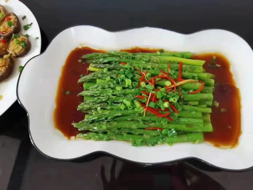 逯阿姨工作生活照12