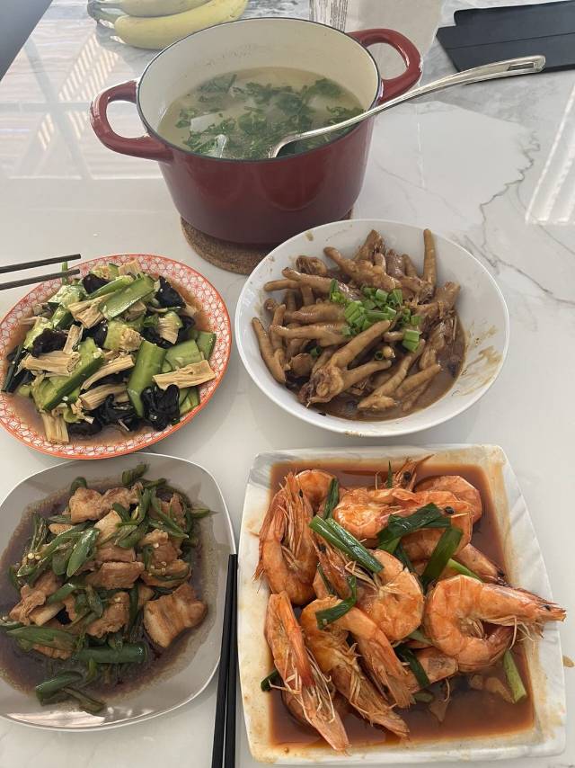 方阿姨工作生活照5