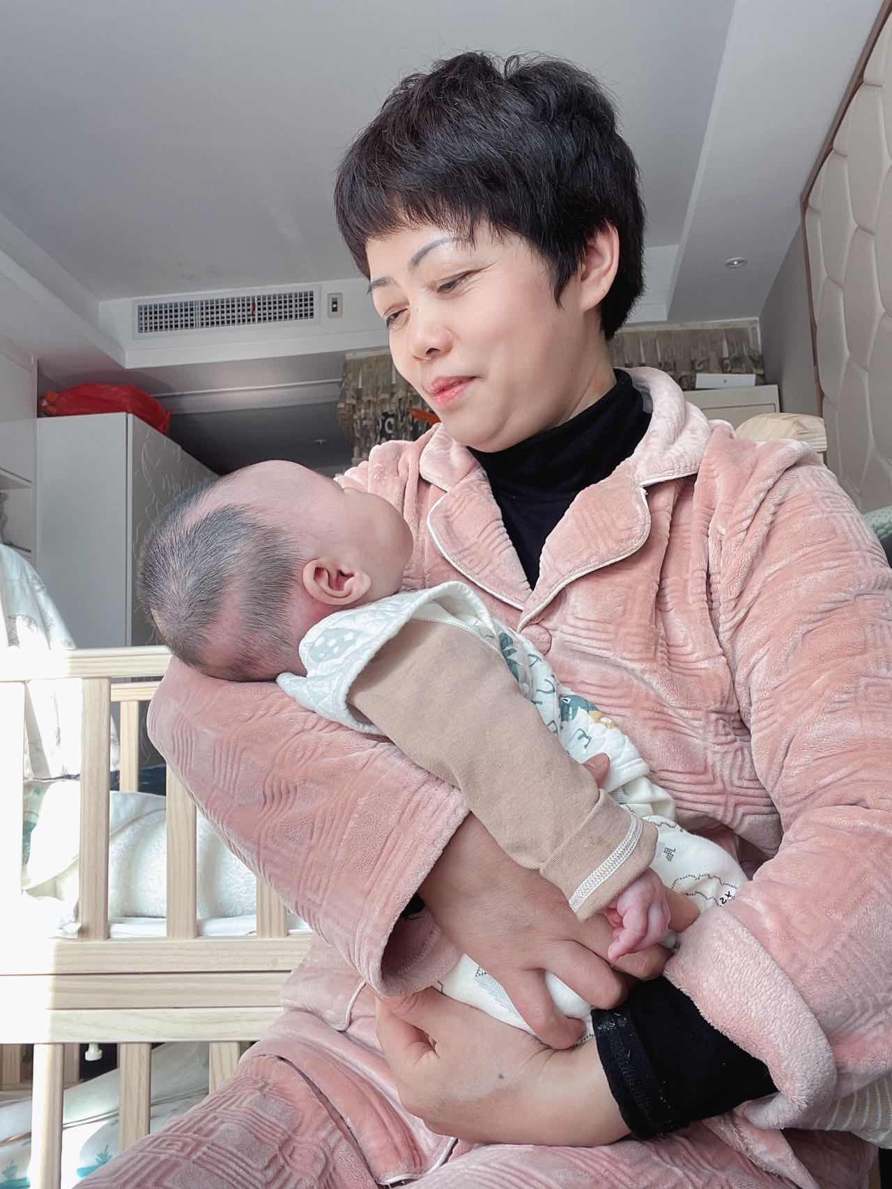 张阿姨工作生活照8
