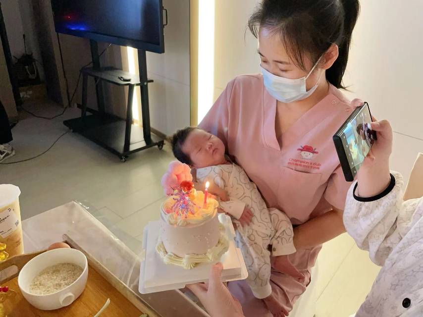王阿姨缩略图2