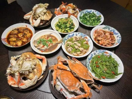 黄阿姨工作生活照2