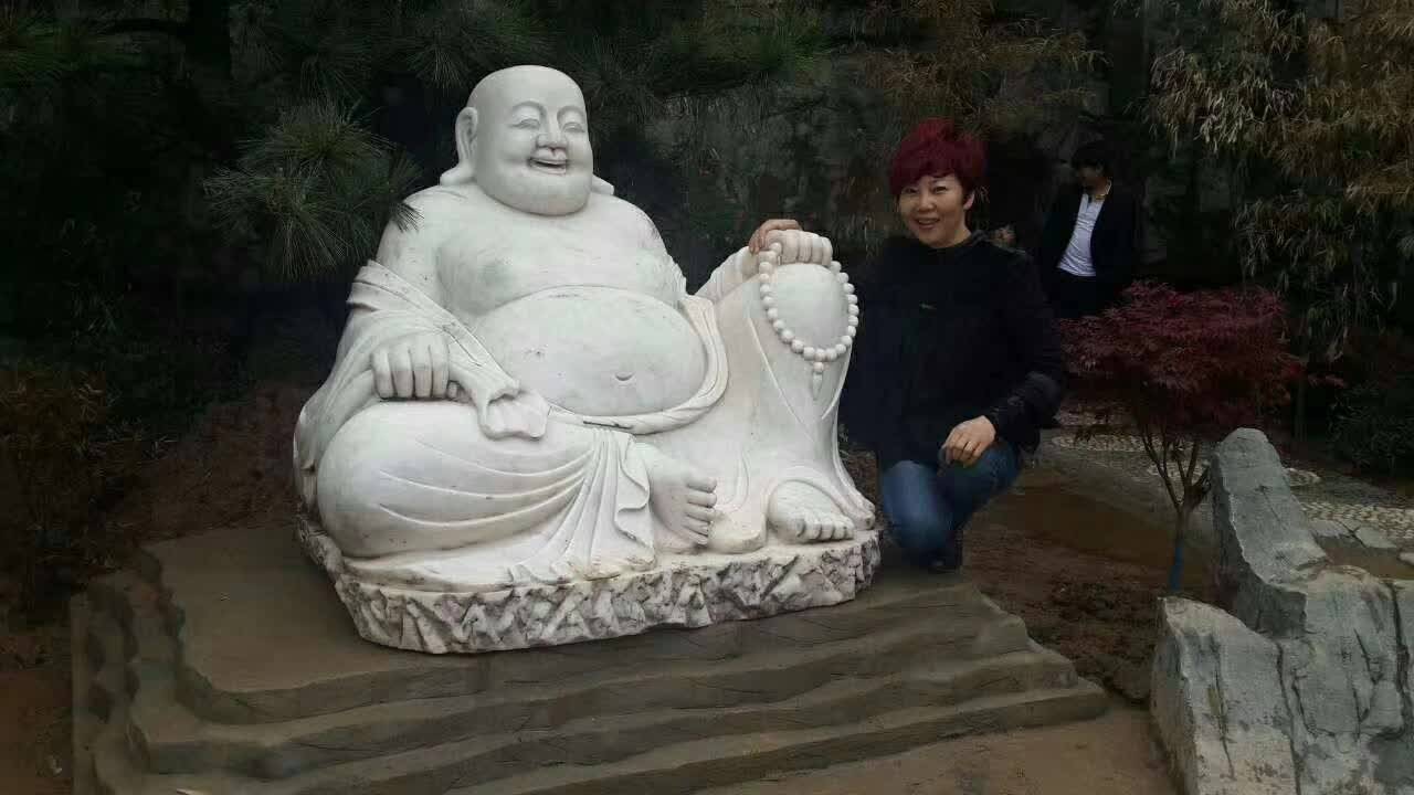 吕阿姨工作生活照1
