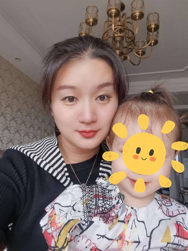 李阿姨工作生活照2