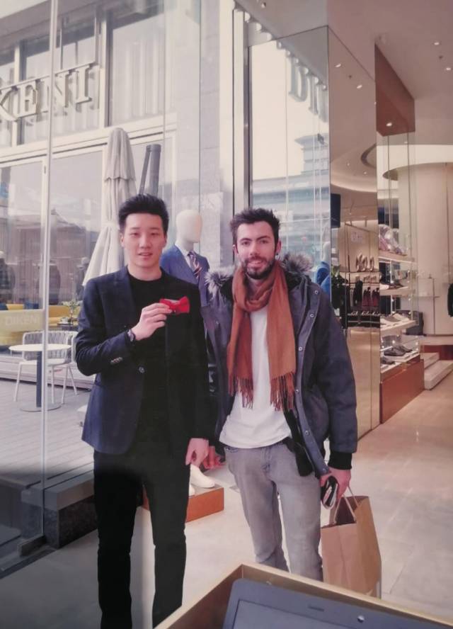 杨师傅工作生活照2