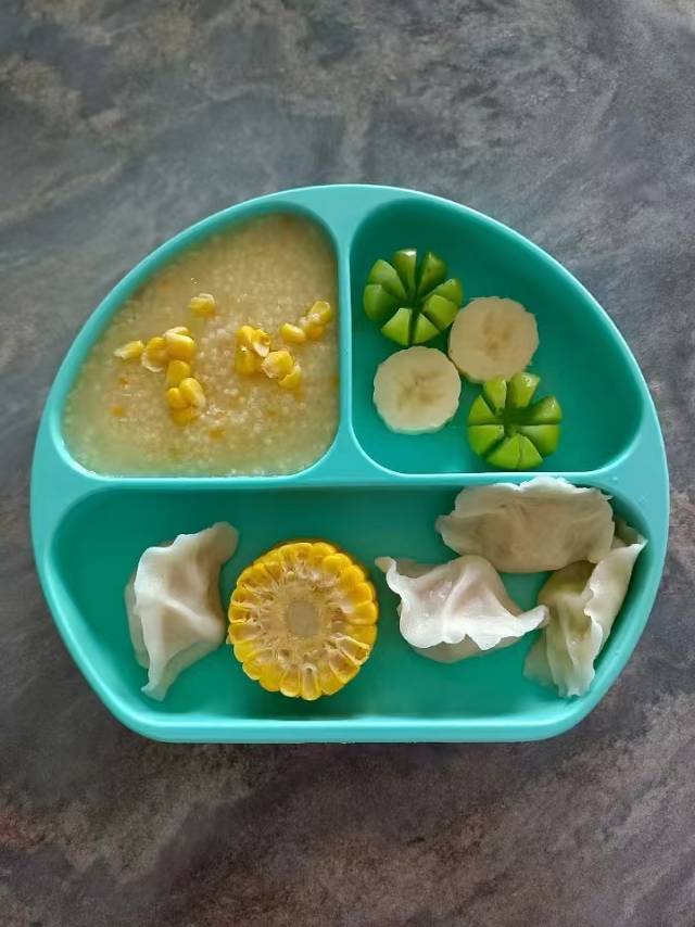 张阿姨工作生活照9