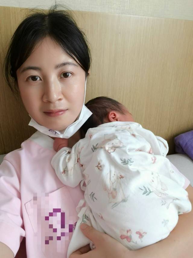 于阿姨工作生活照2