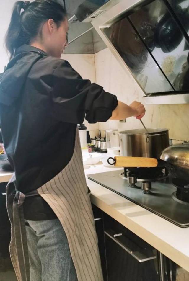 何阿姨缩略图5