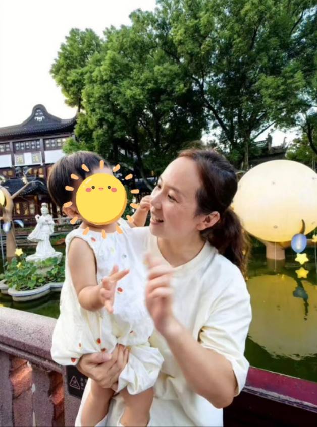 上海、上海市育婴师韩阿姨公开照片